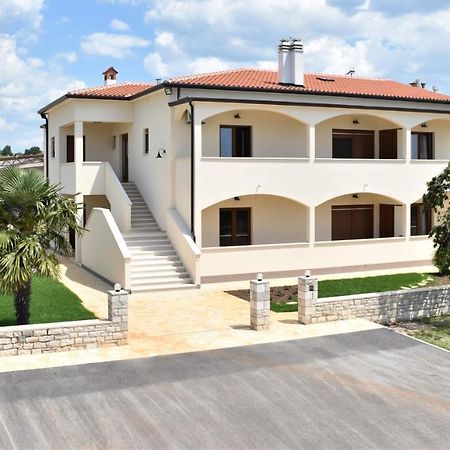 Apartmani Diana Novigrad Istria Eksteriør bilde