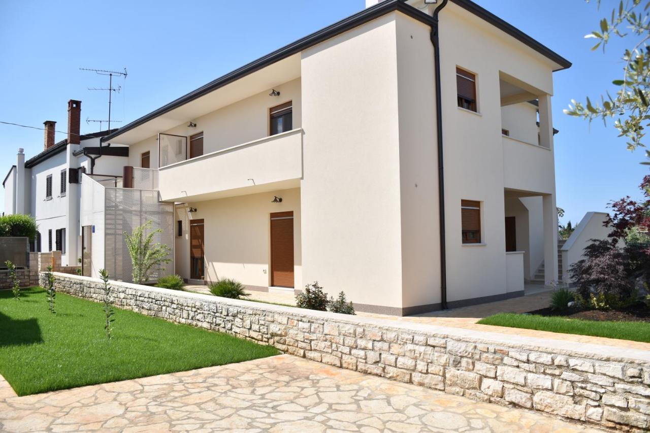 Apartmani Diana Novigrad Istria Eksteriør bilde