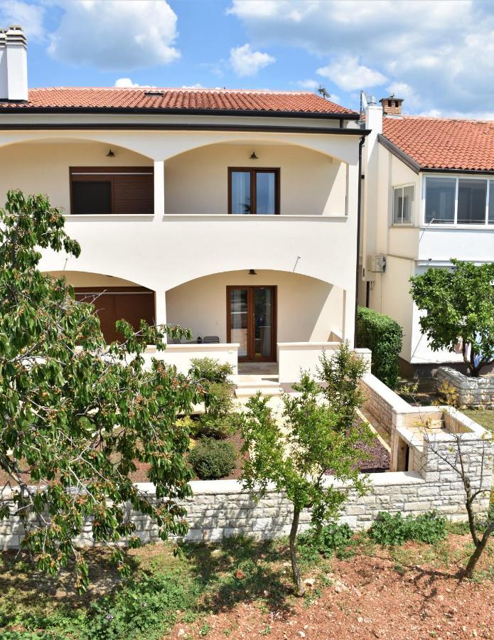 Apartmani Diana Novigrad Istria Eksteriør bilde