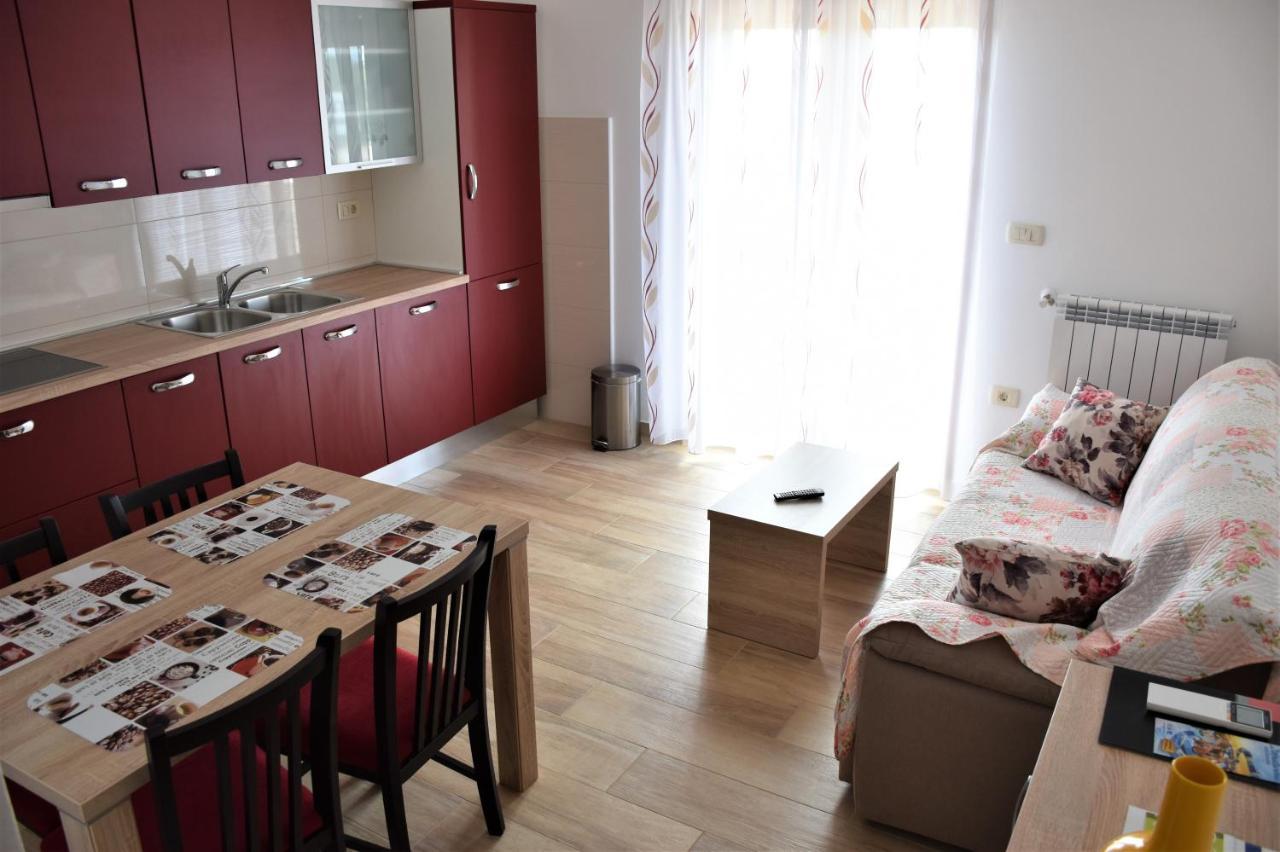 Apartmani Diana Novigrad Istria Eksteriør bilde
