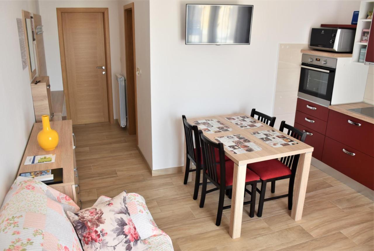 Apartmani Diana Novigrad Istria Eksteriør bilde